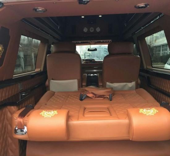 明星赵丽颖同款,房车福特E350白色现车
