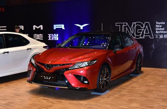 B级车，你还会买迈腾或帕萨特吗？日系车的皮薄易飘或将成为历史