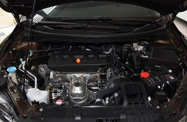 家用最好的日系车,空间不输CR-V,仅售15万既