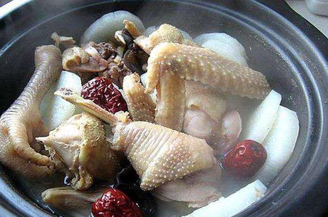 鸡和什么一起煲汤最搭? 女人冬天里的必喝款,