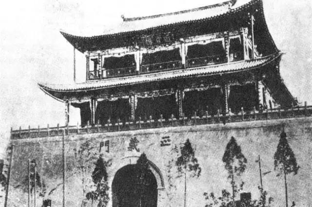 消失的昆明古城楼 历史与照片证明它们来过