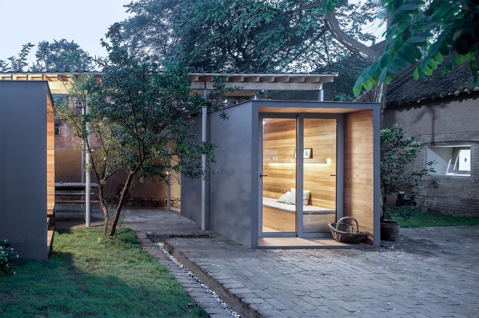 东方卫视《梦想改造家》第五季首期:15天改造93岁老兵回忆之家