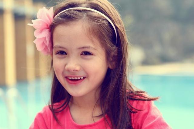 女孩第一次来例假是多少岁?家有女儿的一定要