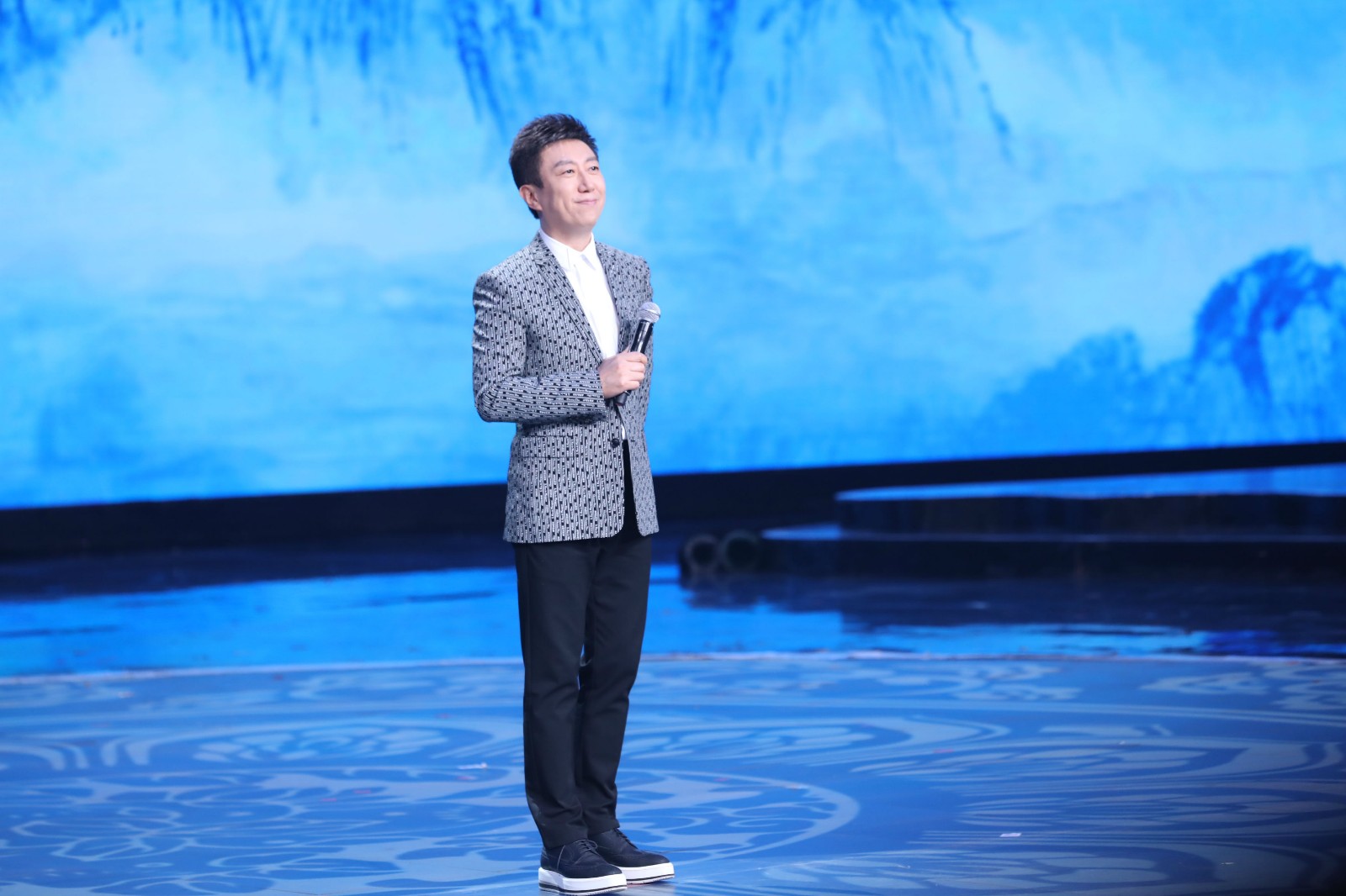 《魅力中国城》第二季开录 贺州、伊春各