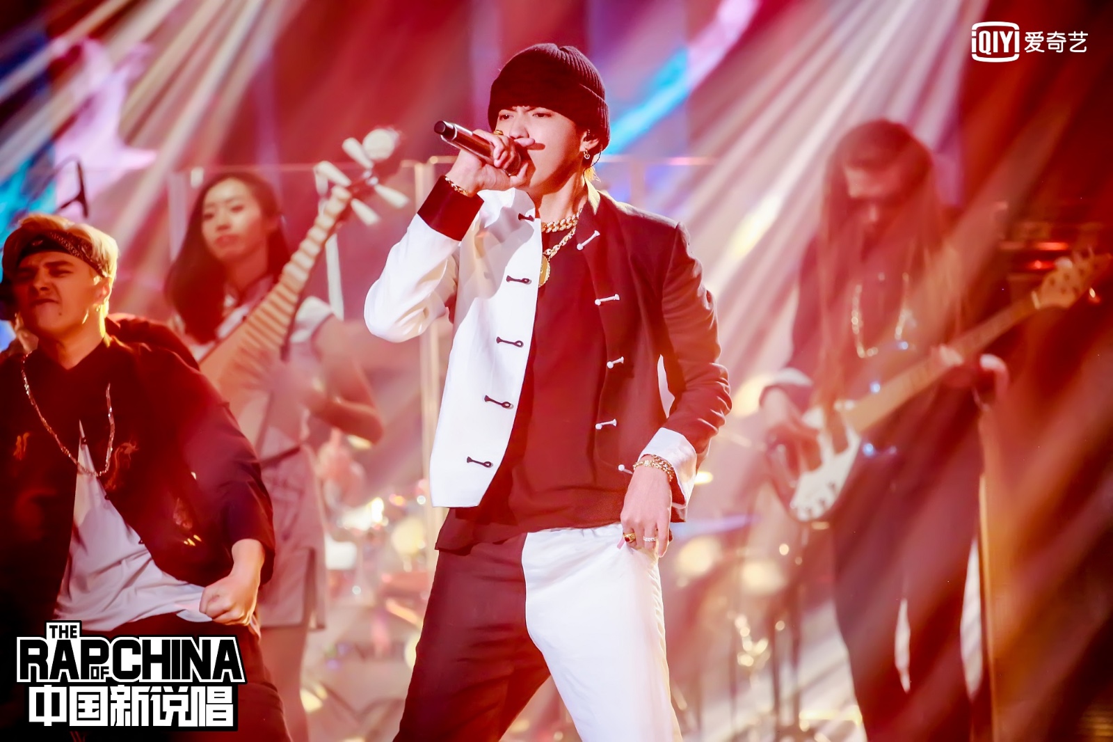 《中国新说唱》制作人公演来袭 吴亦凡中国风潘玮柏邓紫棋出意外
