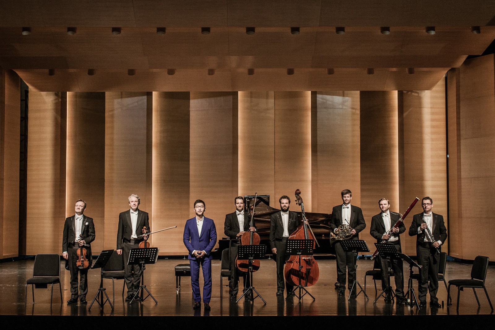 赵胤胤音乐会巡演登陆深圳 带病演出敬业精神令人钦佩