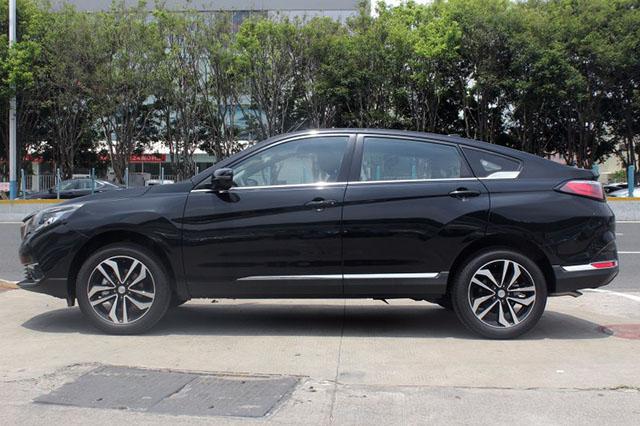 买哈弗H6不如看它，碰撞测试得分最高，才10万，明眼人当是