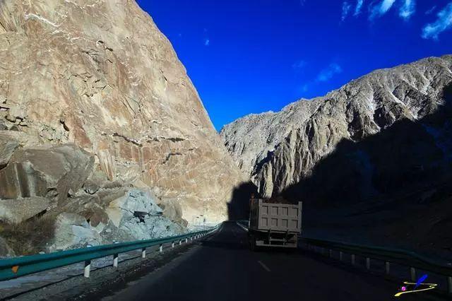 中巴友谊路，世界上最高最美的公路，一路风景一路赞叹