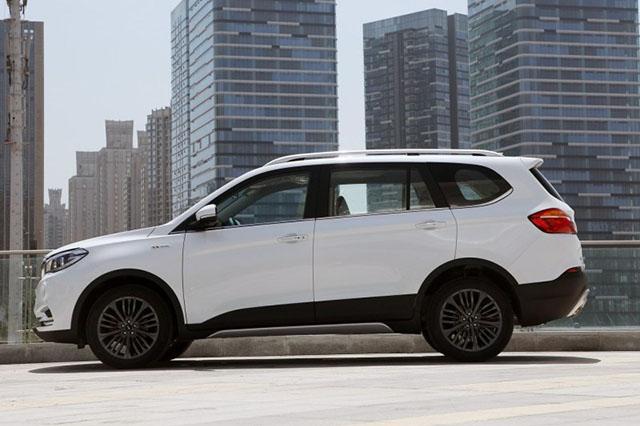 又一新款国产SUV上市，10万就配座椅通风，还能用中控玩王者荣耀