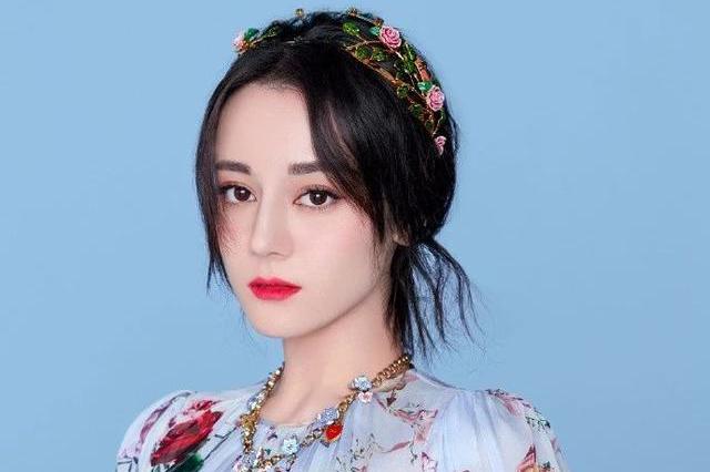 妆前妆后红黑榜!杨幂逆龄、娜扎水灵、技巧jdpaint小天后图片