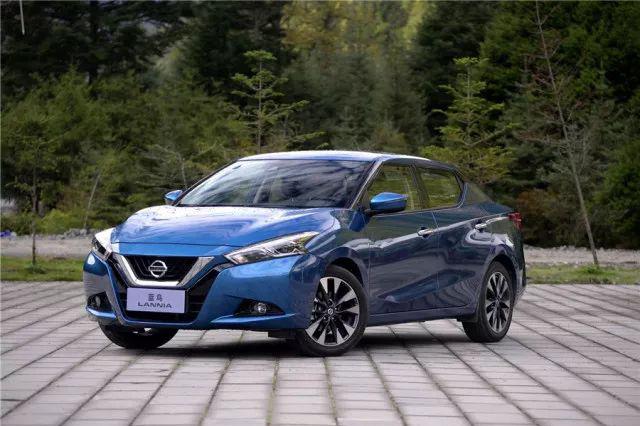 4月轿车销量，帝豪荣登第5，这款韩系车销量暴涨6倍