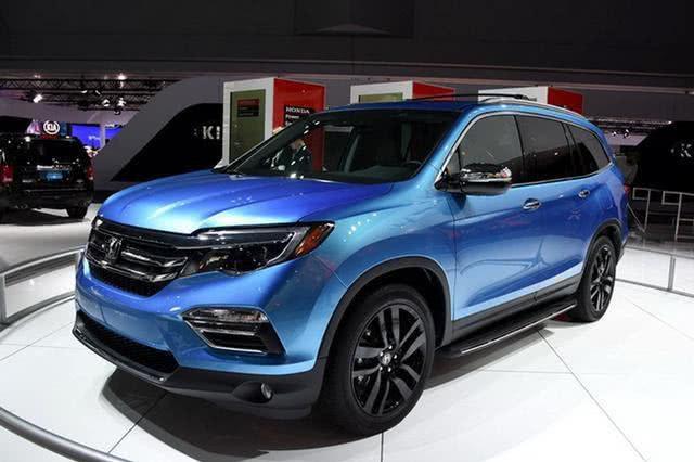 本田终于发飙了！大七座9AT配四驱，20万起为扳倒汉兰达而生