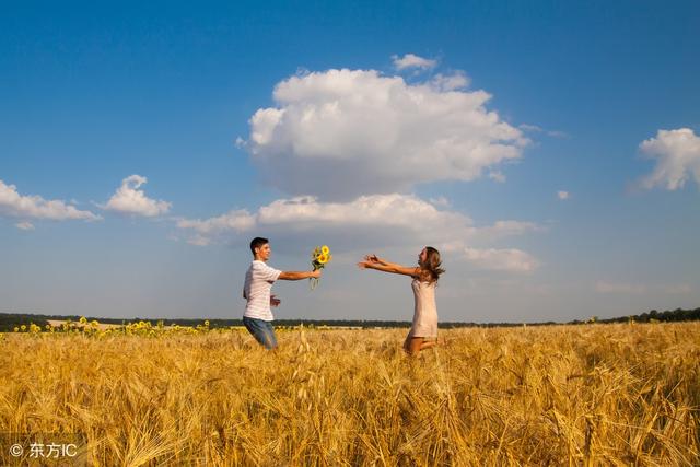 为什么越为男人省钱的女人,婚姻越不幸?