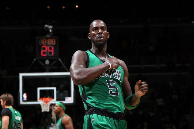 打篮球挣钱吗? 世界运动员收入排行榜: 乔丹18