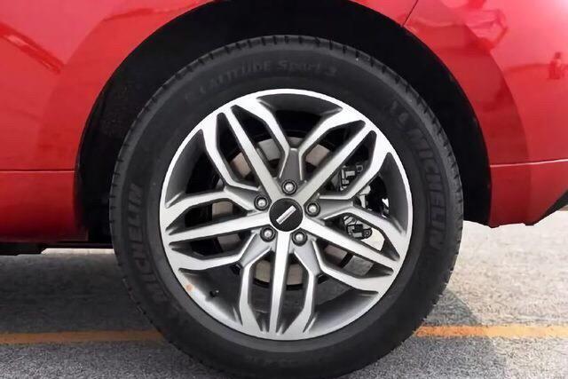 长城vv5采用4C20NT发动机,8.9秒破百,这样虐合