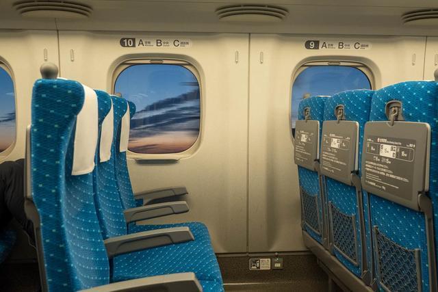 中俄日韩高铁乘坐体验: 为啥歪果仁说最舒服的是俄罗斯