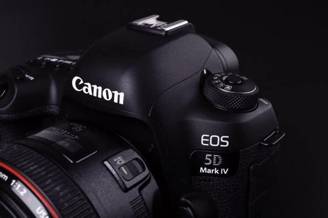 佳能5D4和尼康D850哪个好?