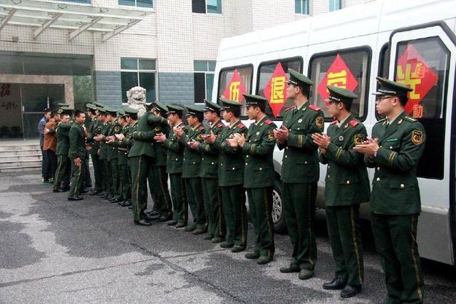 部队发给退伍军人退伍证有什么用?很多人都不