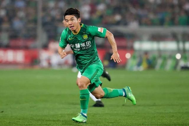 中国足球最后的大佬!38岁郑智终于有人接班,国