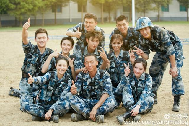 王威开微博,杨幂,黄子韬等互关