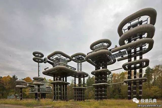 《红色警戒》中那些真实存在的武器,苏联展现最可怕的一面