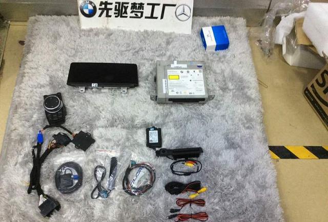 宝马3系改装ID6界面的EVO主机带CARPLAY功能+8.8寸原厂大屏