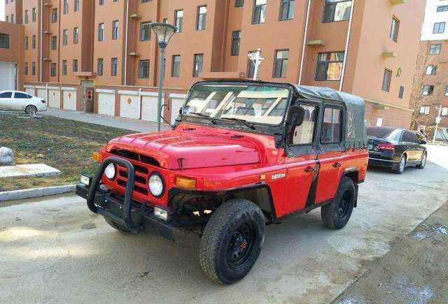 外观帅到炸的小越野，最帅北京212登场，不输路虎卫士！