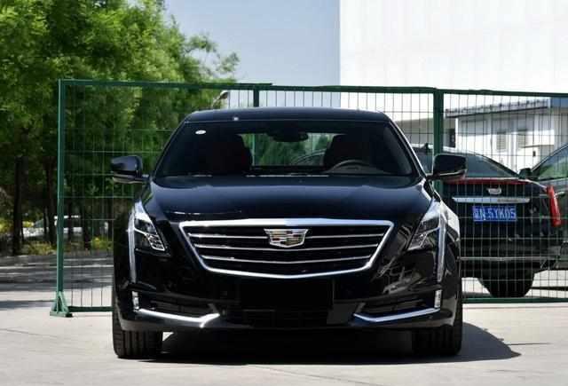 凯迪拉克在品牌方面并不比BBA差多少, 豪华配置方面远胜BBA