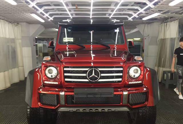 奔驰越野重量级嘉宾奔驰G5004X4涉水深度超过一米