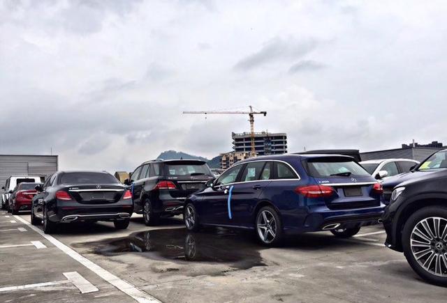 解锁一抹蓝 奔驰C 200旅行版提车记