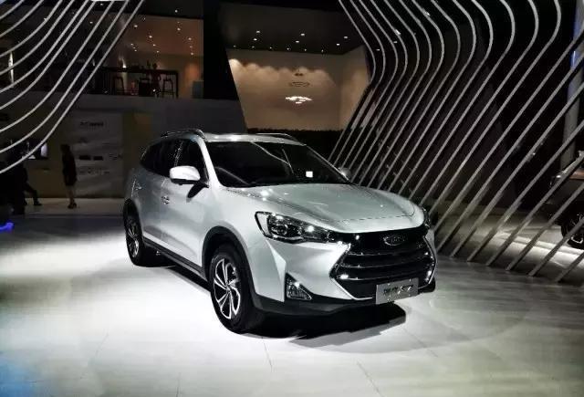 这款SUV的“乞丐版”配置高到爆