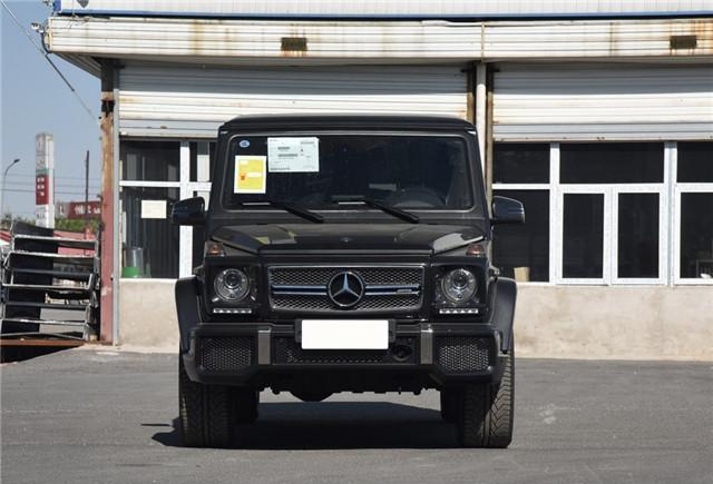 这款奔驰国内就100多台，下地450多万，V12发动机不是闹着玩的！