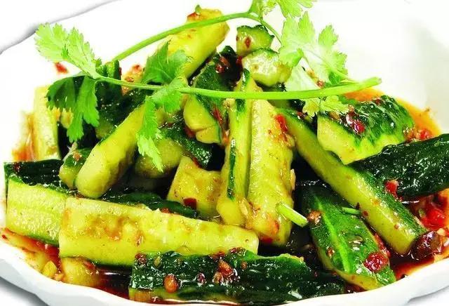 这些凉拌菜和泡菜的做法,很简单很实用,一看就可以