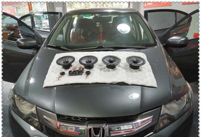 随时随地畅享好音乐 西安本田锋范无损改装弗莱德两分频音响