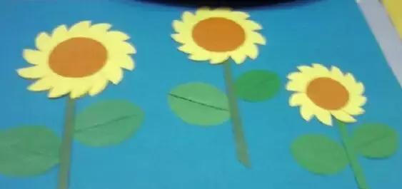 每个孩子都会喜欢五颜六色的感觉,用圆形卡纸