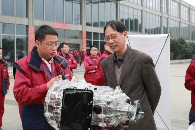 江淮6DCT变速箱深度解读: 如何完美兼顾高效动力与舒适驾乘?