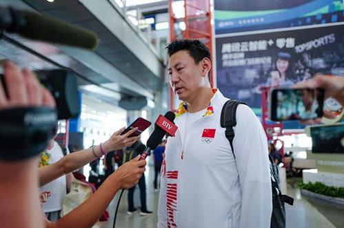 男篮夺冠后1天李楠说出真心:中国篮球最该感谢