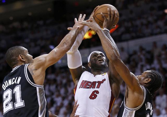 很多人知道詹姆斯总决赛输了5次,却没人想过他