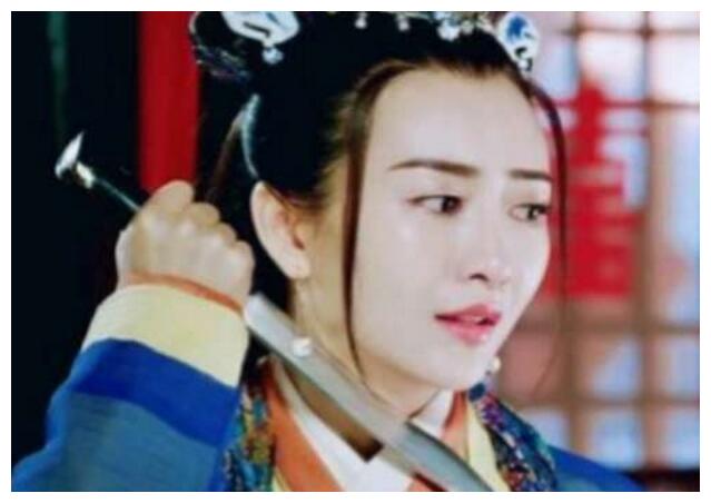 装剧中挥剑自刎的女子,除了杨幂和杨紫你还想救谁?