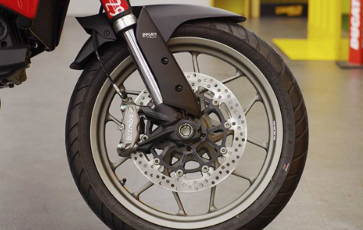 杜卡迪Multistrada 950多功能冒险摩托车实车鉴