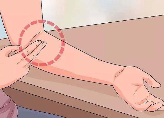 量血压选左手还是右手?搞不清楚这5件事,你的