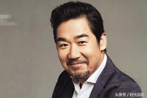 张国立深夜喝多了,发微博和粉丝互动,回复了一