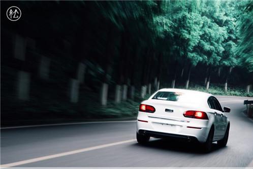 试驾丨由静至动 观致3的 “红与黑”