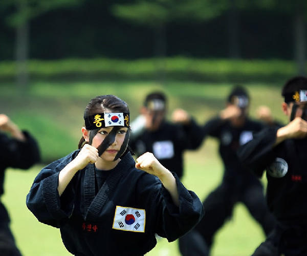 韩国707女子特种部队,各个都是高颜值,严密程