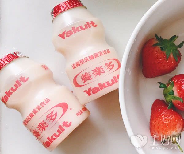 养乐多一天喝几瓶好 养乐多加什么更好喝
