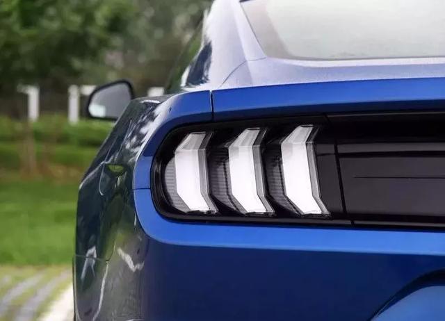 由关税引发的大小贸竞争！为何说新福特Mustang是最好的肌肉车？