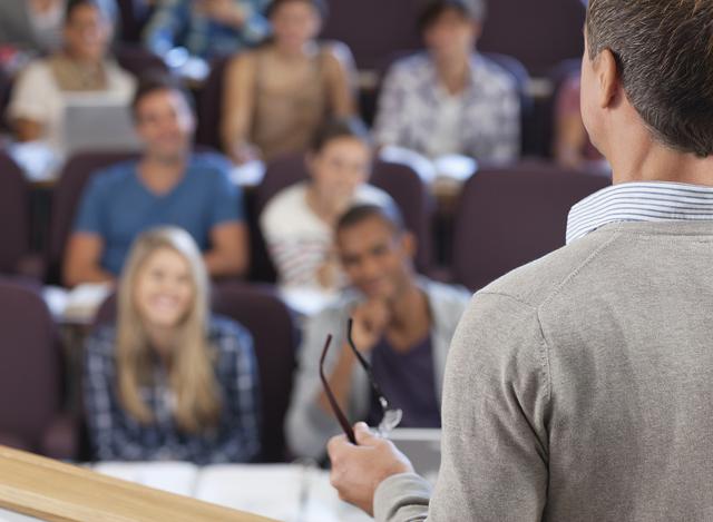 想在异地报考教师资格证,需要符合什么条件才