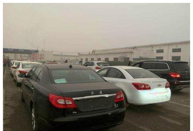 二十多万买辆国产车开出门, 把亲戚的奥迪都比下去了!