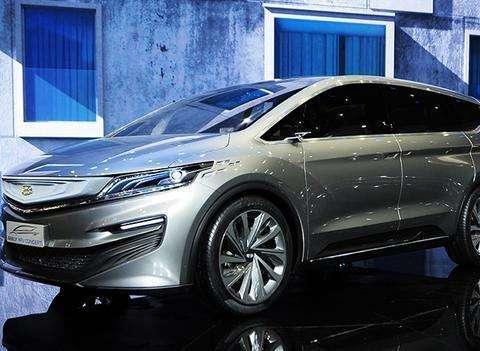 国产最美MPV 金色车标