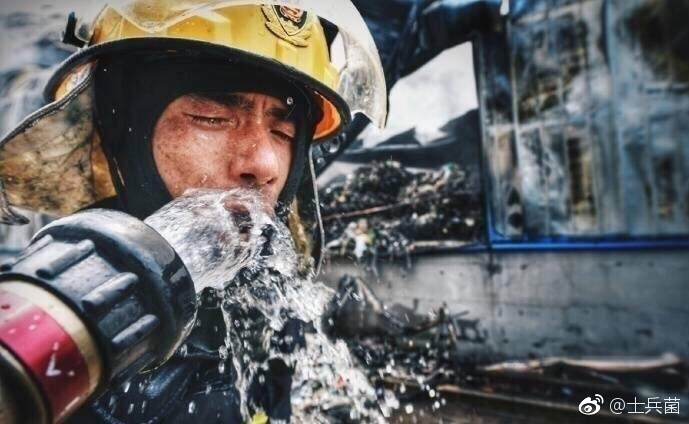 公安消防部队、武警森林部队将转制新组建的应